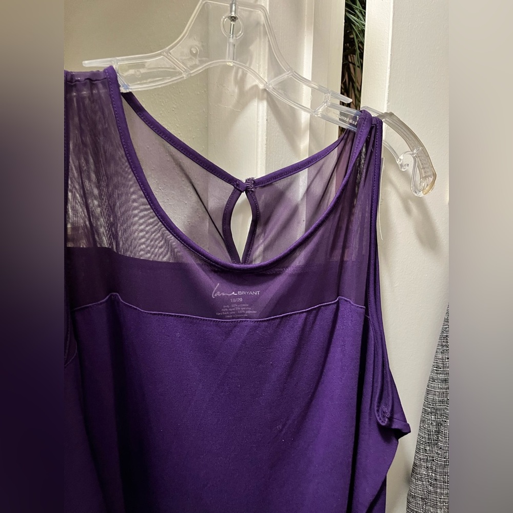 Sleeveless blouse